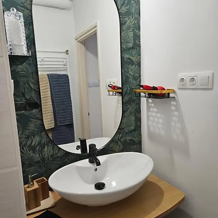 Anna Vendeghaz Apartament *