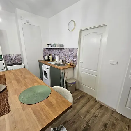 Apartament Anna Vendeghaz