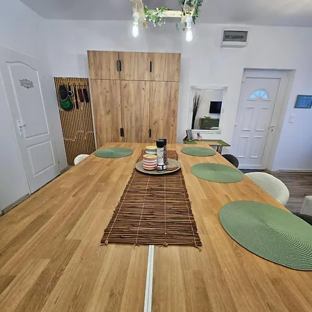 Anna Vendeghaz Διαμέρισμα *